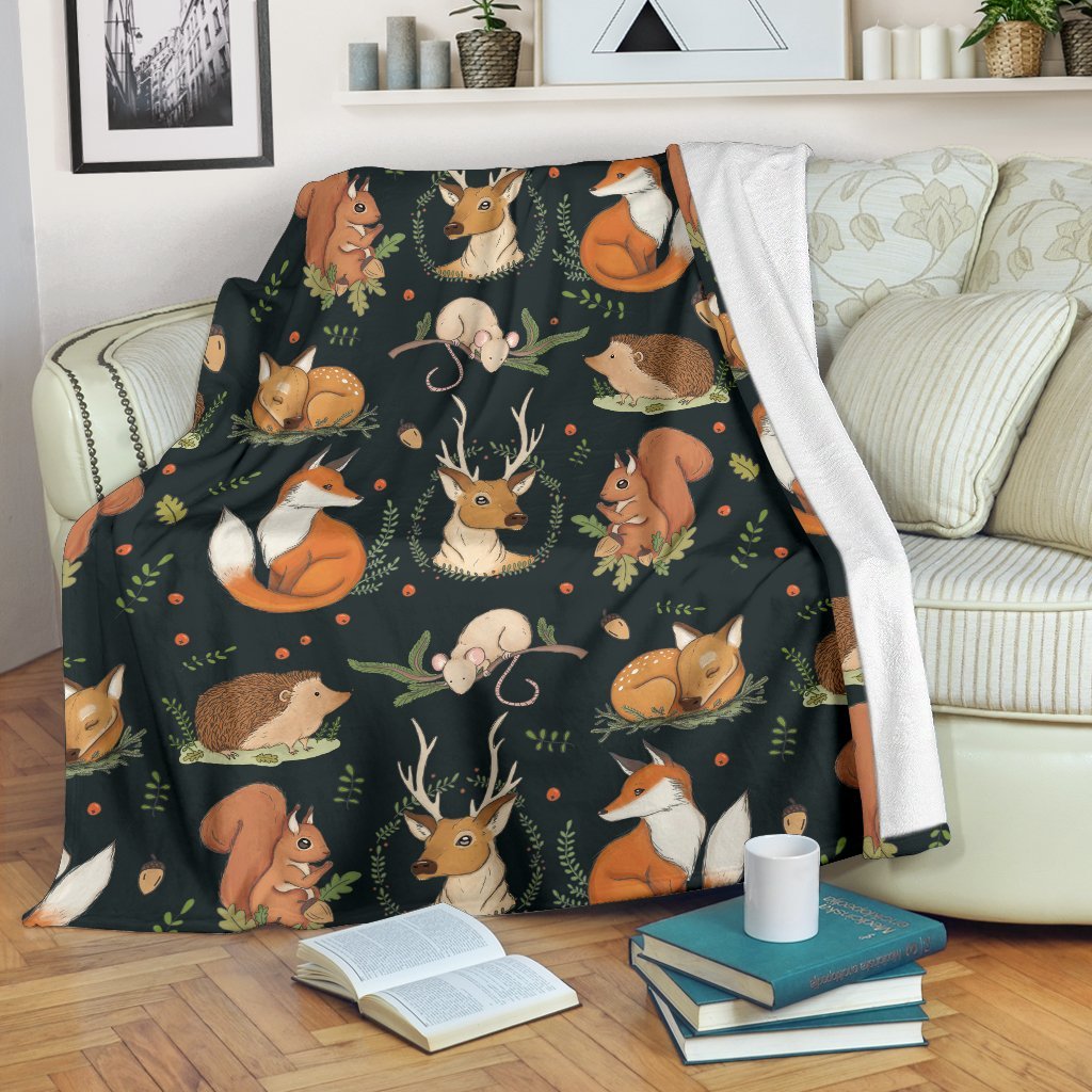 Soft and Cozy Deer Fox Blanket - Premium Quality Home Décor