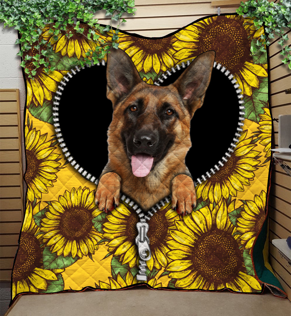 German Shepherd Zipper Quilt Blanket with Sunflower Design