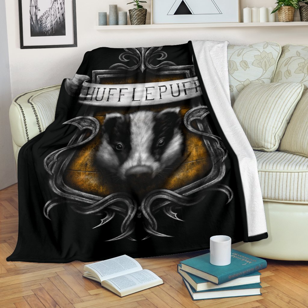 Hufflepuff Cozy Throw Blanket - Premium Quality Soft Fabric