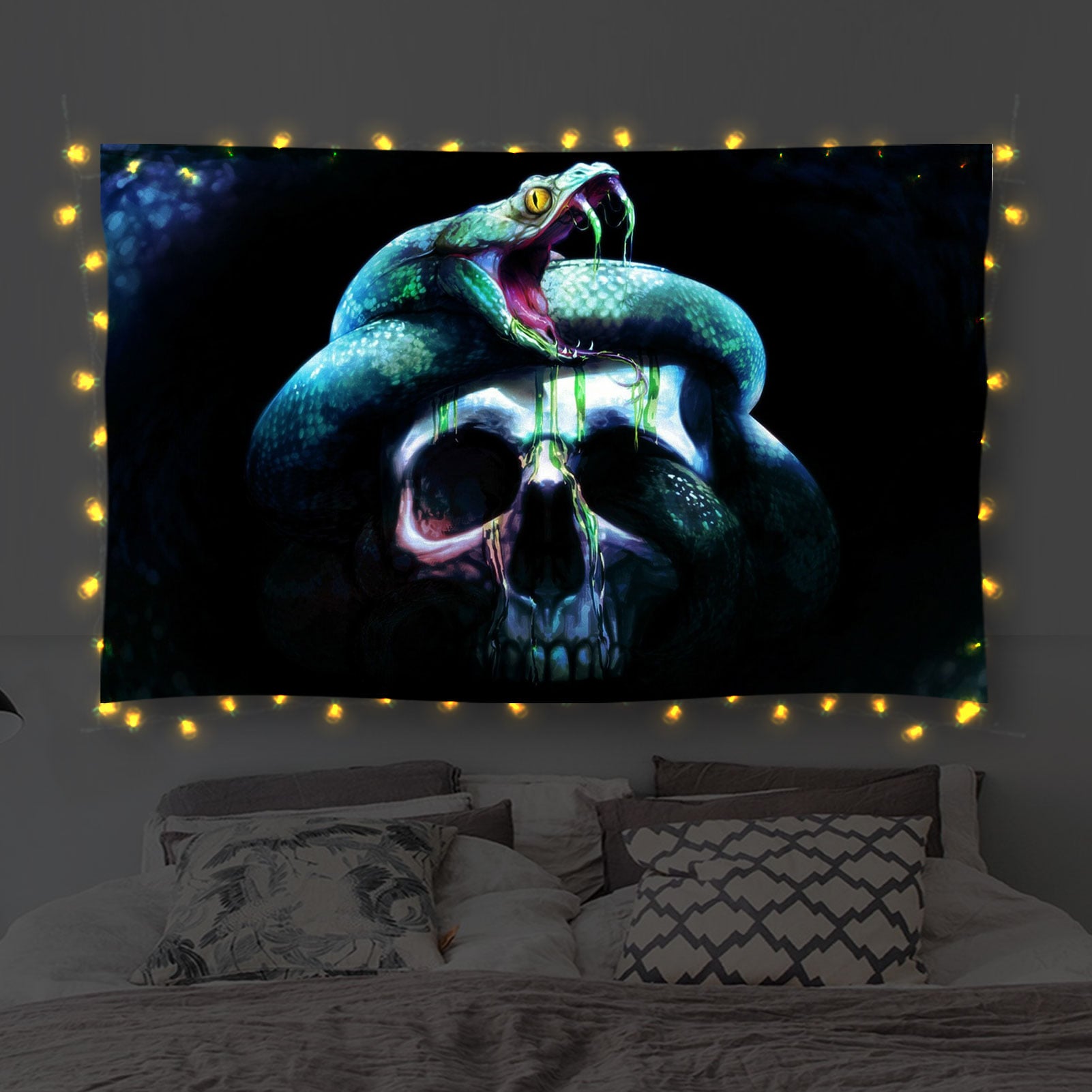 Snake Skull Wall Art for Bohemian Aesthetic - Tapestry Room Decor