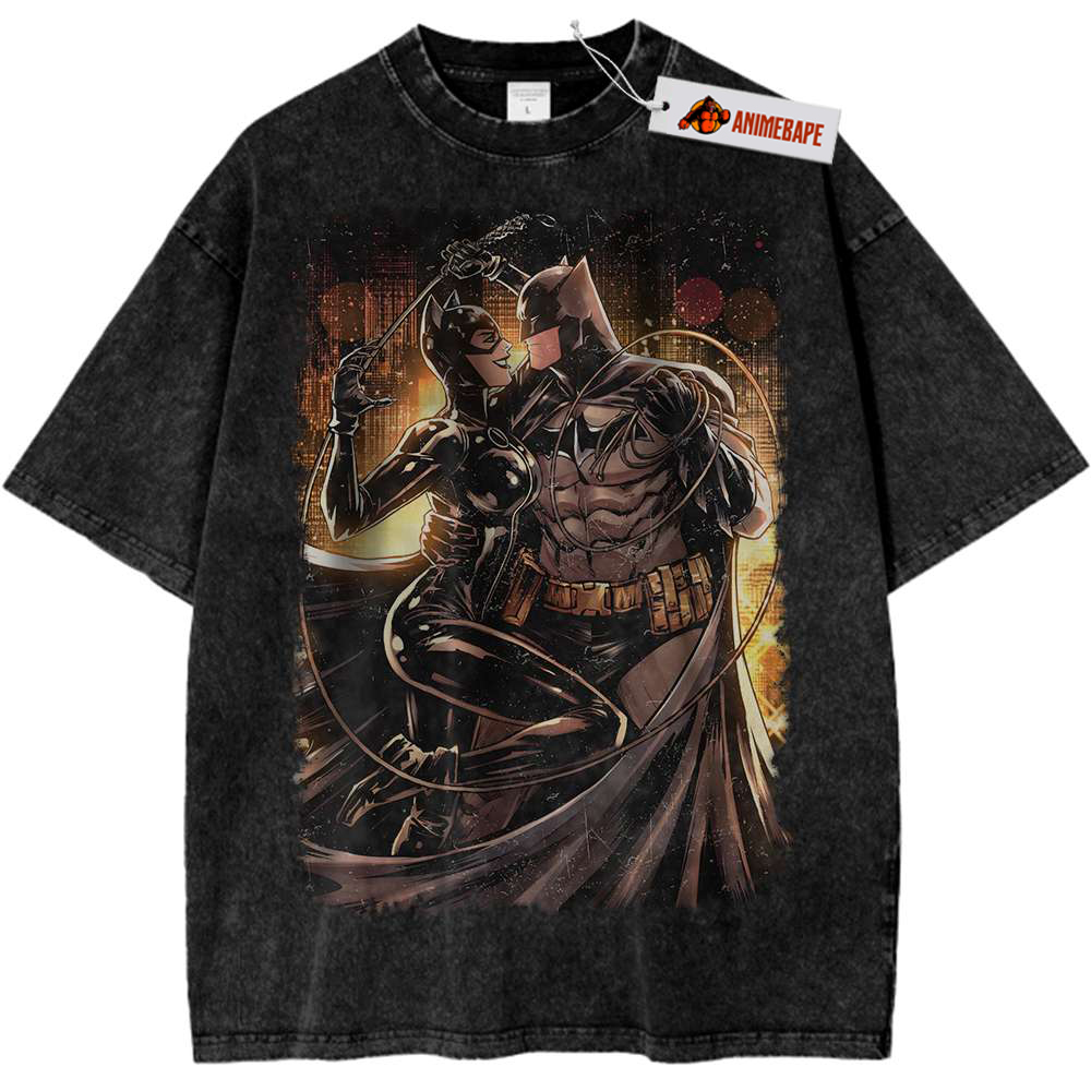 Batman Catwoman Vintage T-Shirt | DC Comics Apparel
