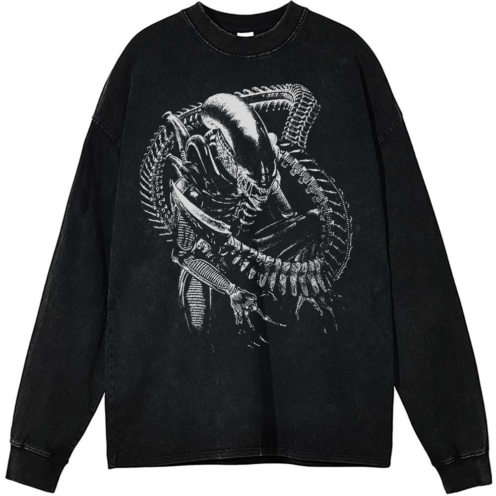 Alien vs Predator Xenomorph Vintage Sweatshirt Tee for Men